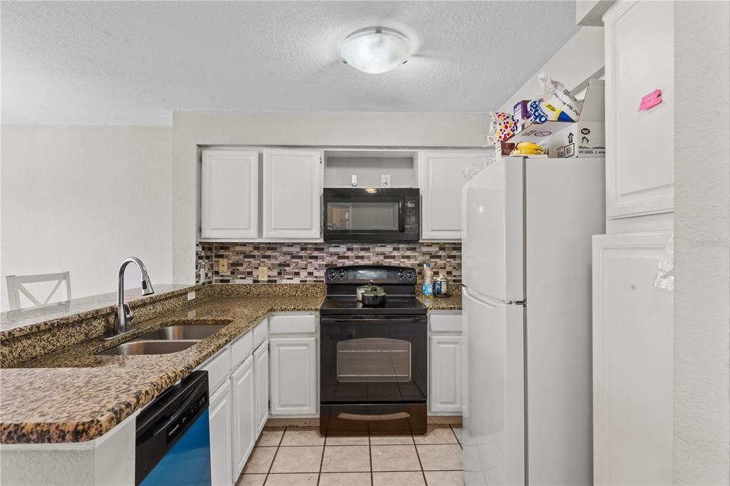 13929 Fairway Island Drive, Unit 825, Orlando, FL 32837 Photo