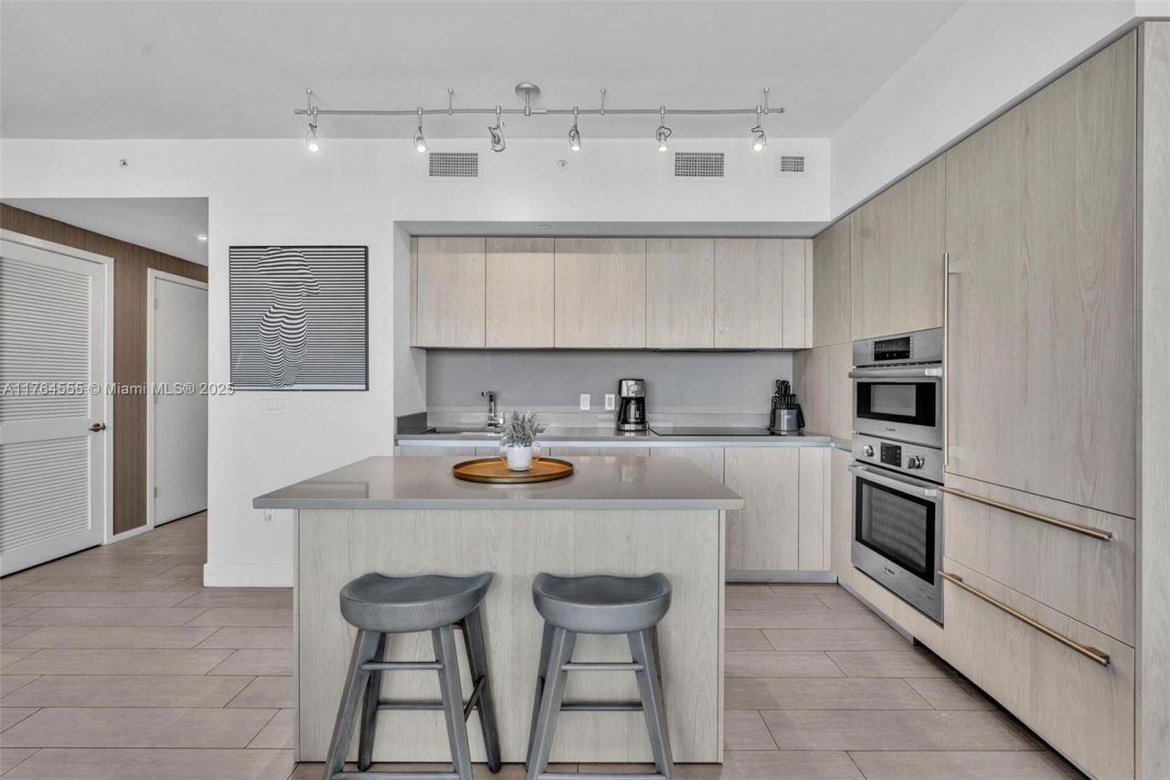 4010 S Ocean Dr, Unit R3106, Hollywood, FL 33019 Photo