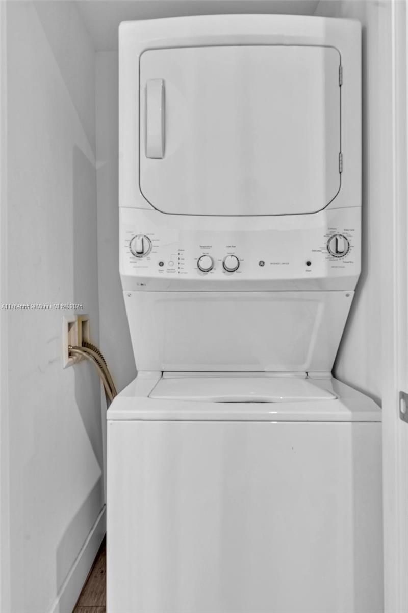 4010 S Ocean Dr, Unit R3106, Hollywood, FL 33019 Photo