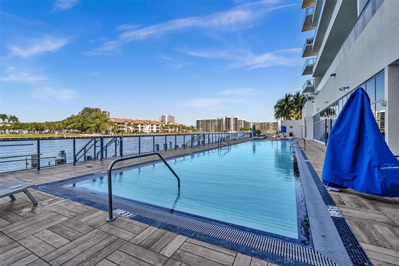 4010 S Ocean Dr, Unit R3106, Hollywood, FL 33019 Photo