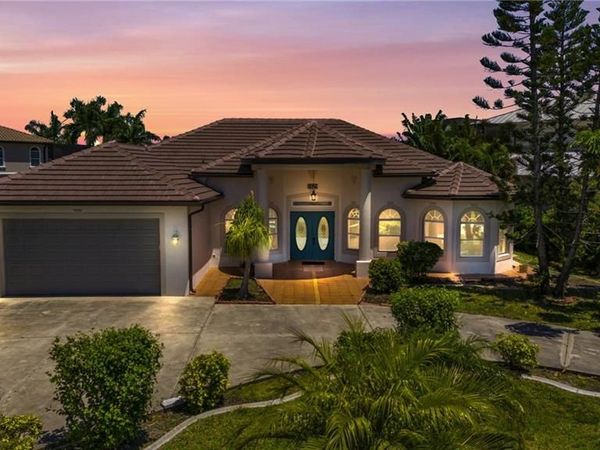 1629 El Dorado PKWY W, CAPE CORAL, FL 33914