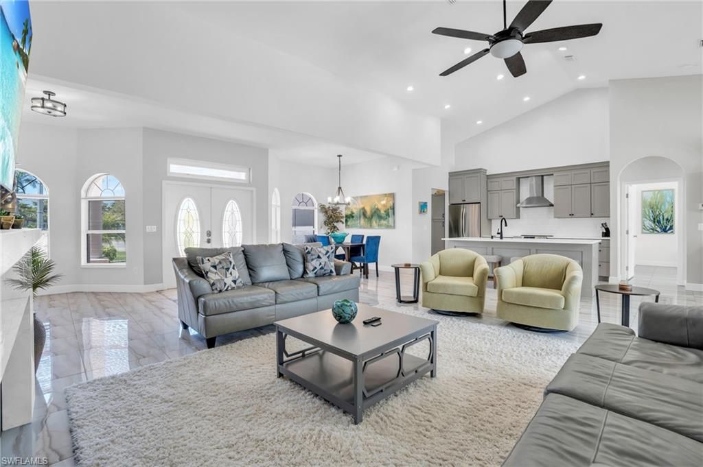 1629 El Dorado Pkwy W, Cape Coral, FL 33914 Photo