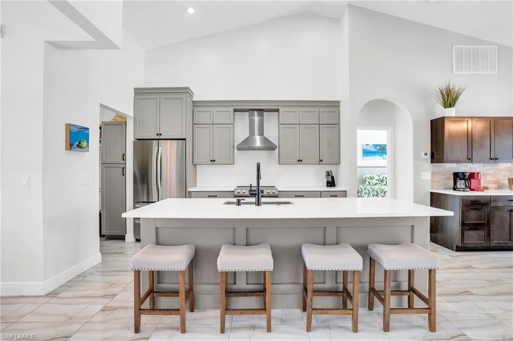 1629 El Dorado Pkwy W, Cape Coral, FL 33914 Photo