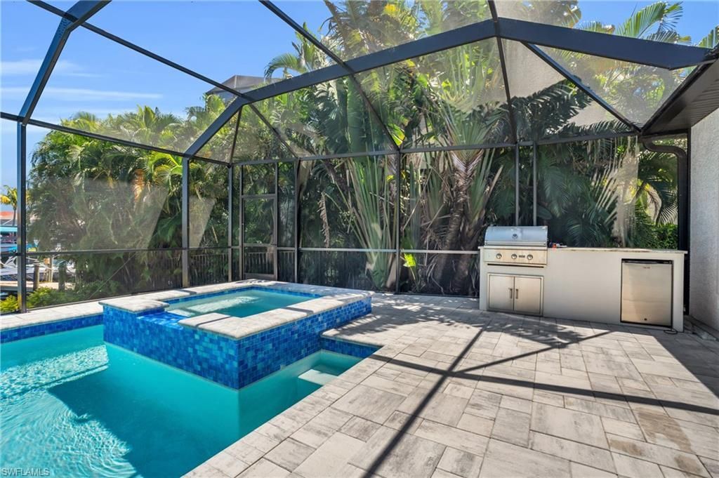 1629 El Dorado Pkwy W, Cape Coral, FL 33914 Photo