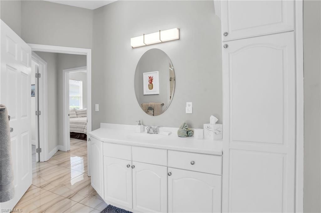 1629 El Dorado Pkwy W, Cape Coral, FL 33914 Photo