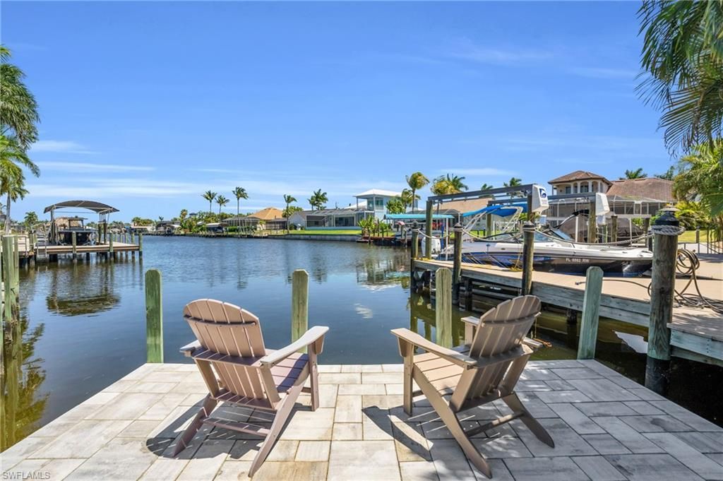 1629 El Dorado Pkwy W, Cape Coral, FL 33914 Photo