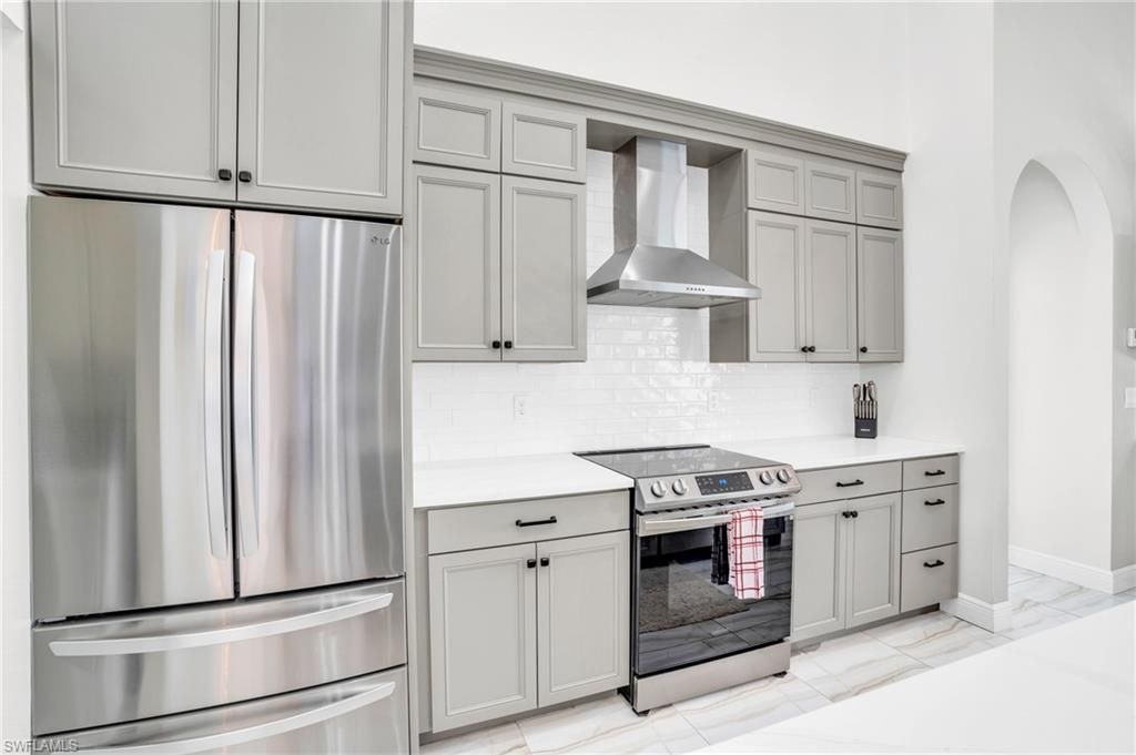 1629 El Dorado Pkwy W, Cape Coral, FL 33914 Photo