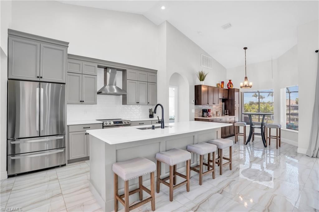 1629 El Dorado Pkwy W, Cape Coral, FL 33914 Photo