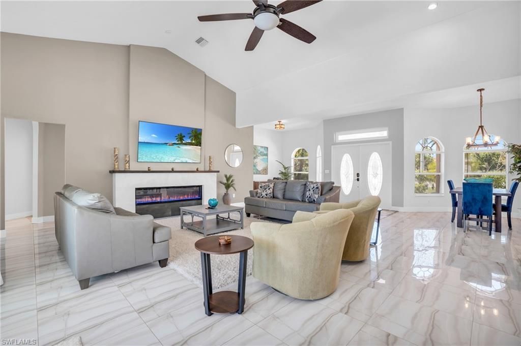 1629 El Dorado Pkwy W, Cape Coral, FL 33914 Photo