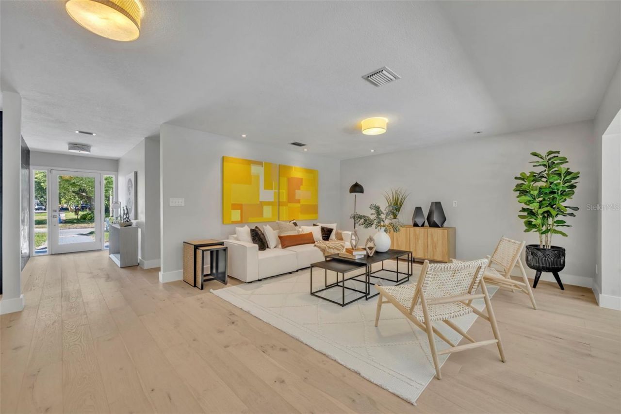 1901 Lake Sue Drive, Orlando, FL 32803 Photo