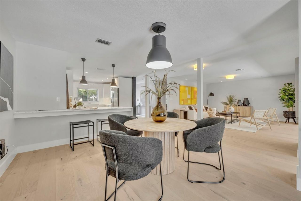 1901 Lake Sue Drive, Orlando, FL 32803 Photo