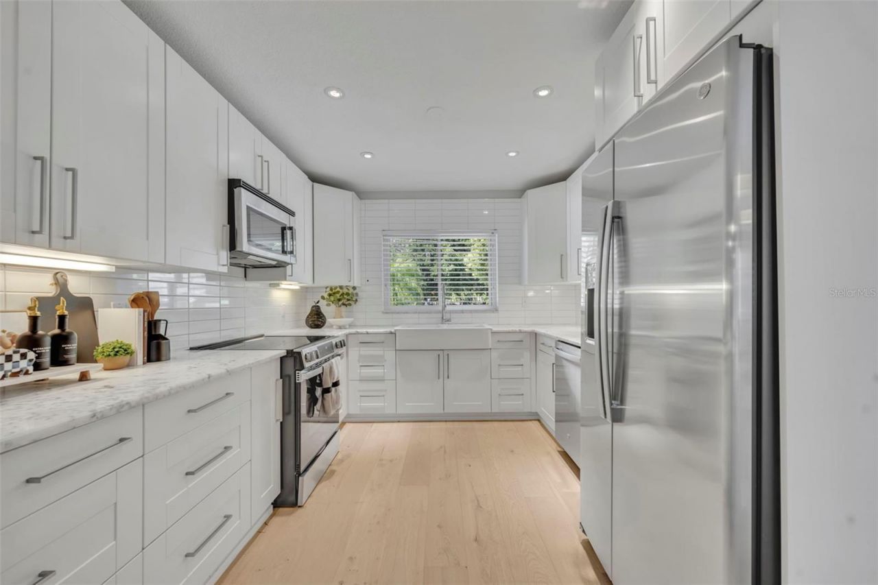 1901 Lake Sue Drive, Orlando, FL 32803 Photo