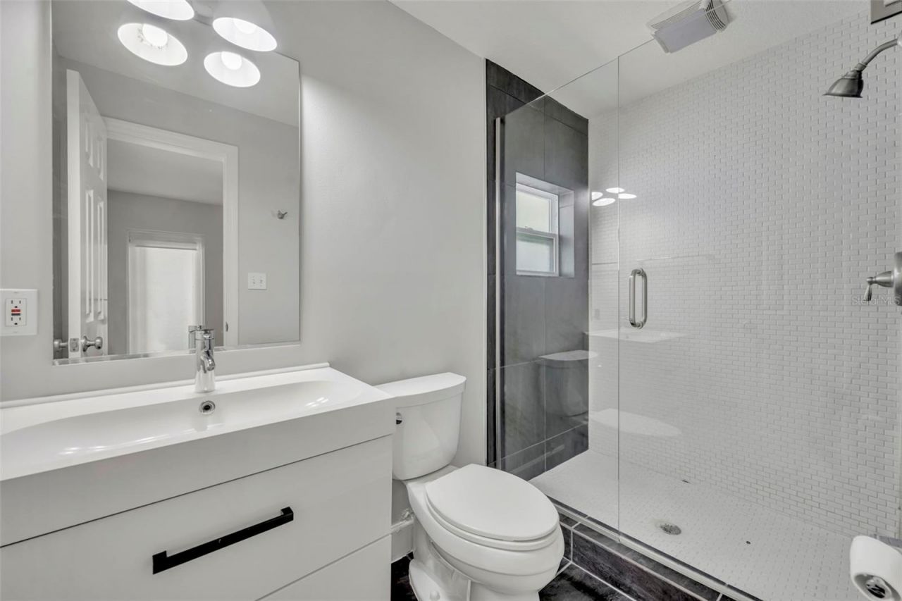 1901 Lake Sue Drive, Orlando, FL 32803 Photo