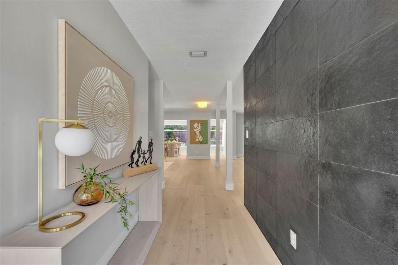 1901 Lake Sue Drive, Orlando, FL 32803 Photo