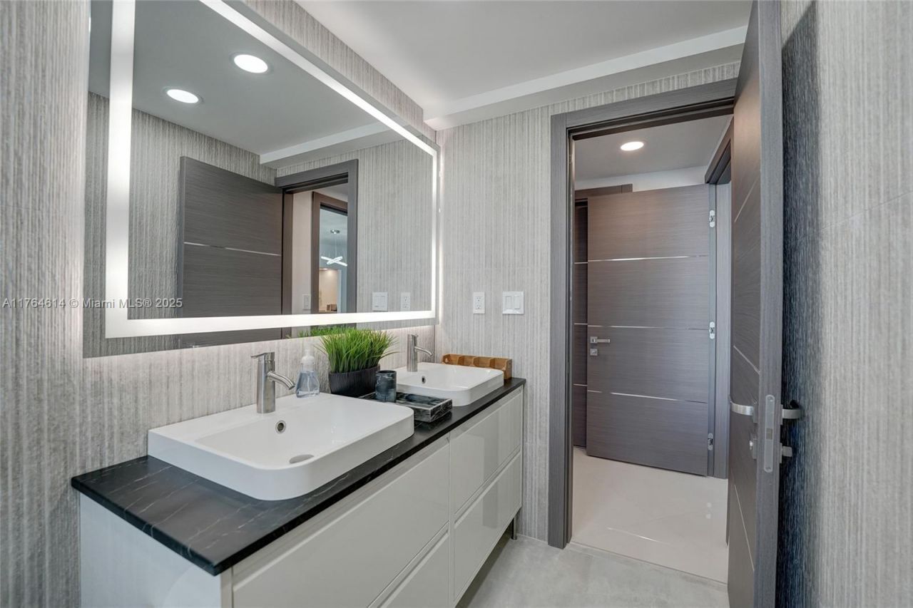 4001 S Ocean Dr, Unit 16P, Hollywood, FL 33019 Photo