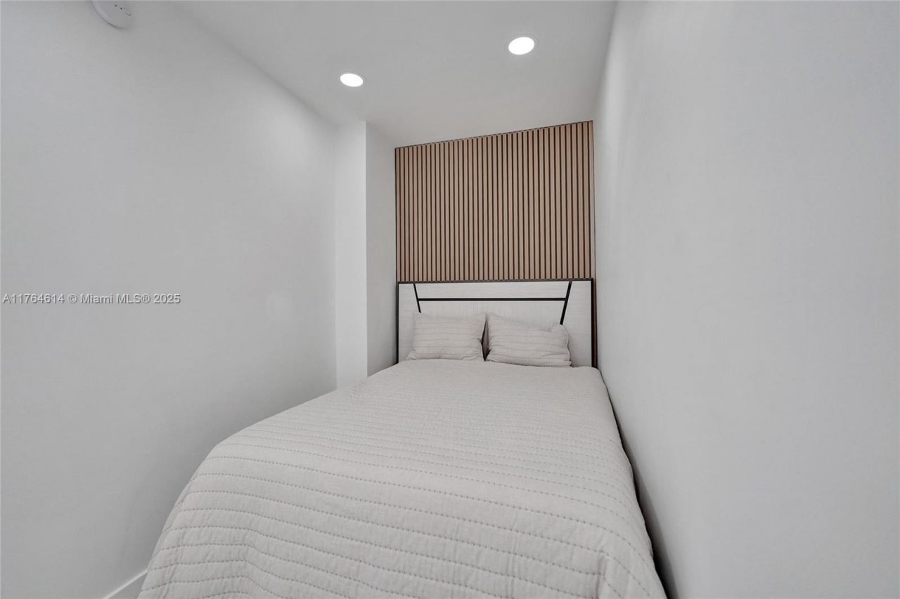 4001 S Ocean Dr, Unit 16P, Hollywood, FL 33019 Photo