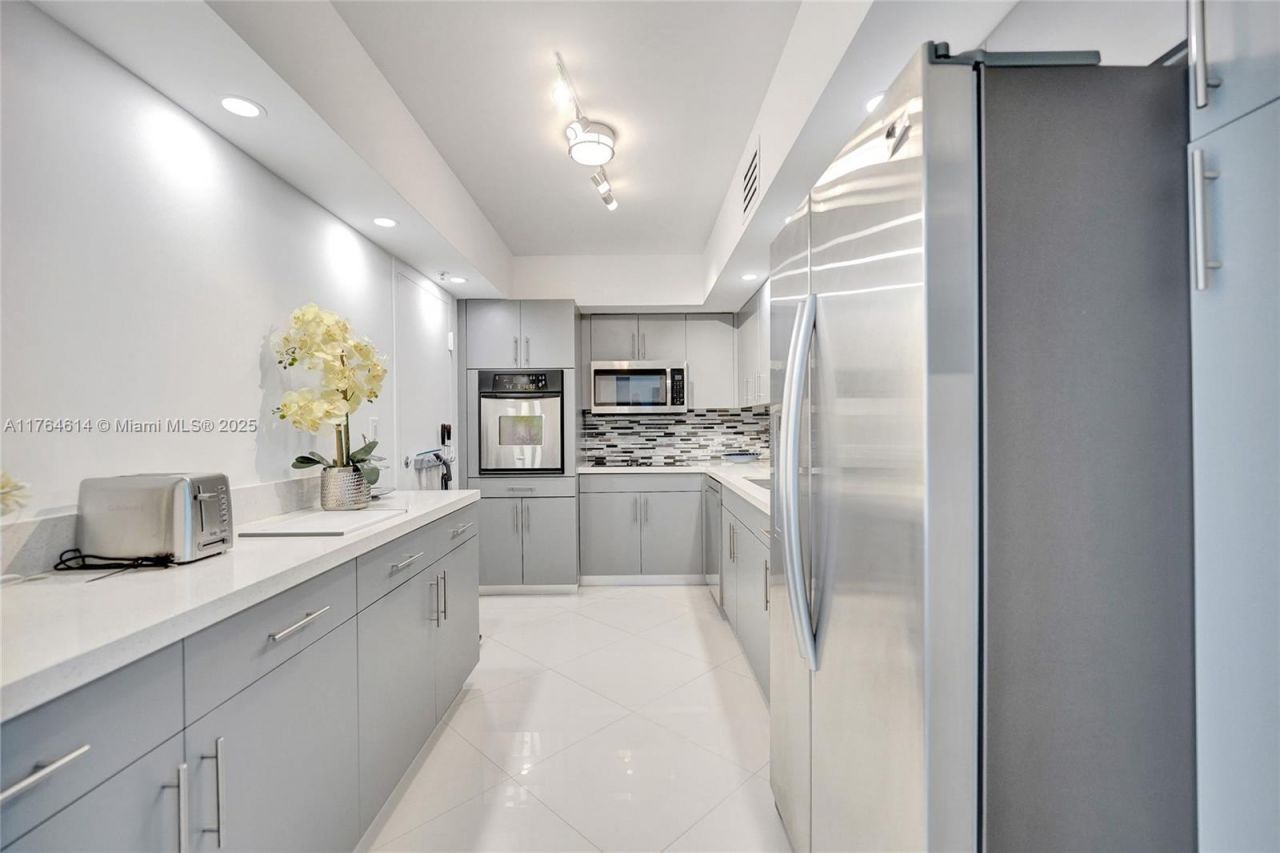 4001 S Ocean Dr, Unit 16P, Hollywood, FL 33019 Photo