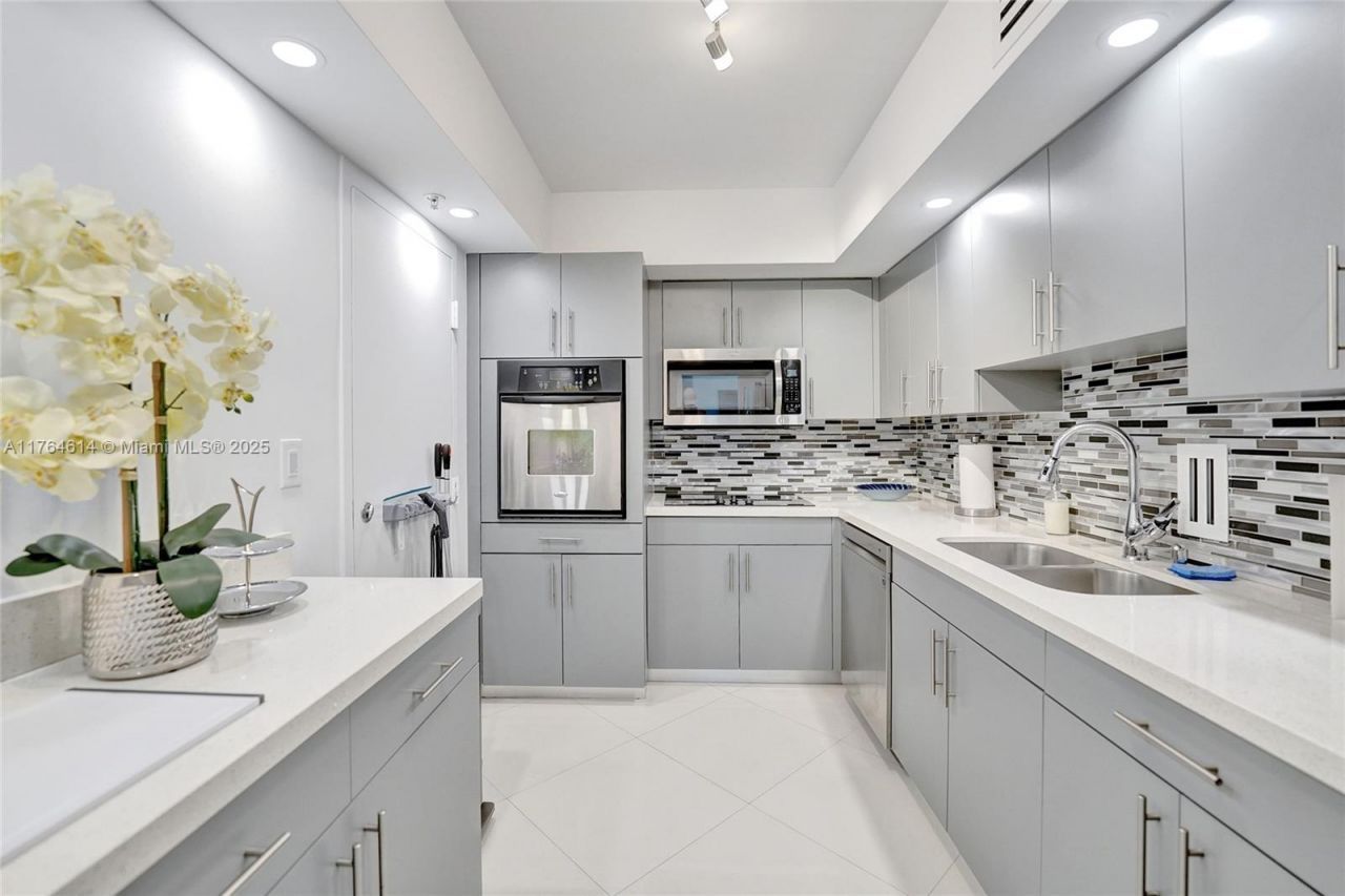 4001 S Ocean Dr, Unit 16P, Hollywood, FL 33019 Photo