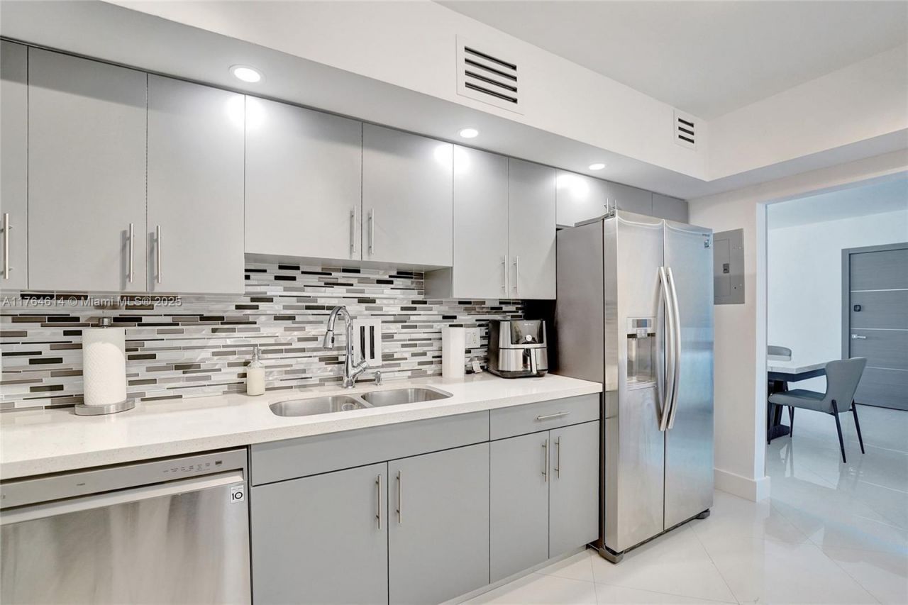 4001 S Ocean Dr, Unit 16P, Hollywood, FL 33019 Photo