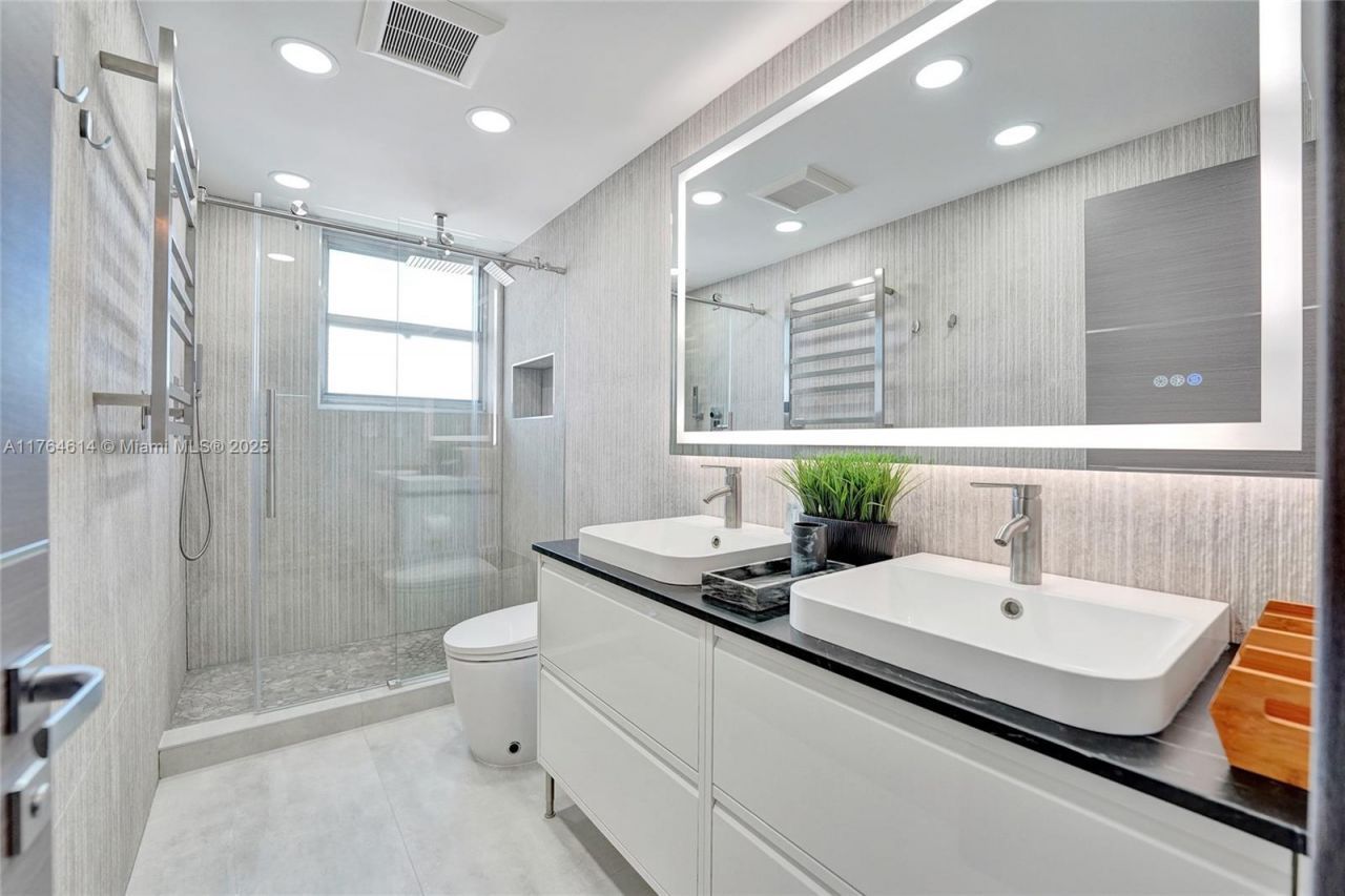 4001 S Ocean Dr, Unit 16P, Hollywood, FL 33019 Photo