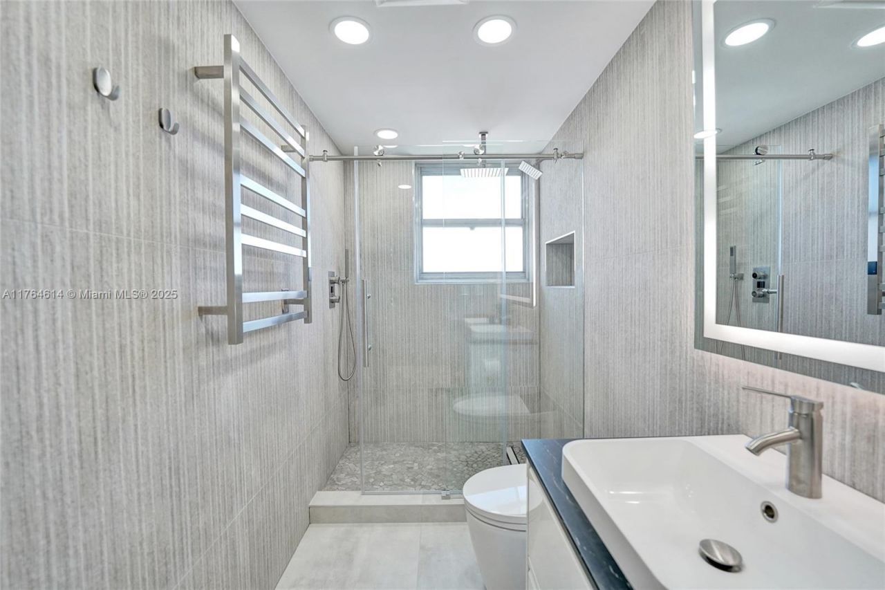 4001 S Ocean Dr, Unit 16P, Hollywood, FL 33019 Photo