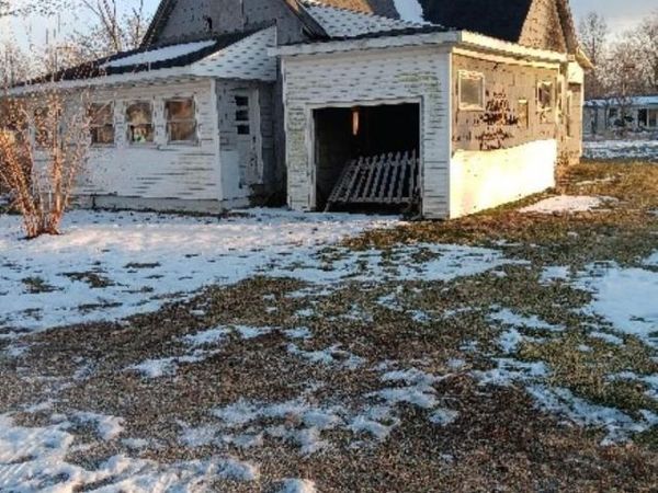 317 W Glenn Street, Shelburn, IN 47879