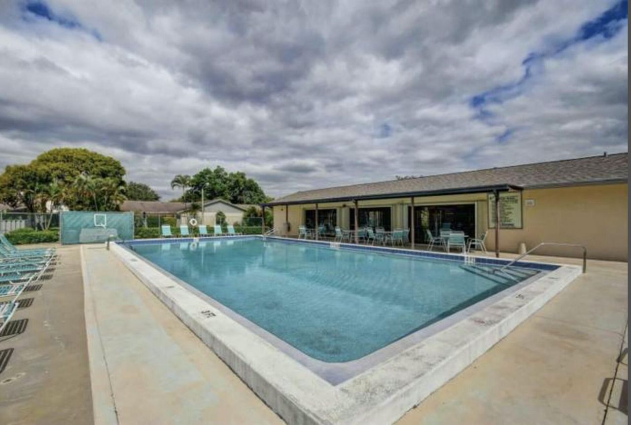 8157 Ambach Way, Unit 31-D, Hypoluxo, FL 33462 Photo