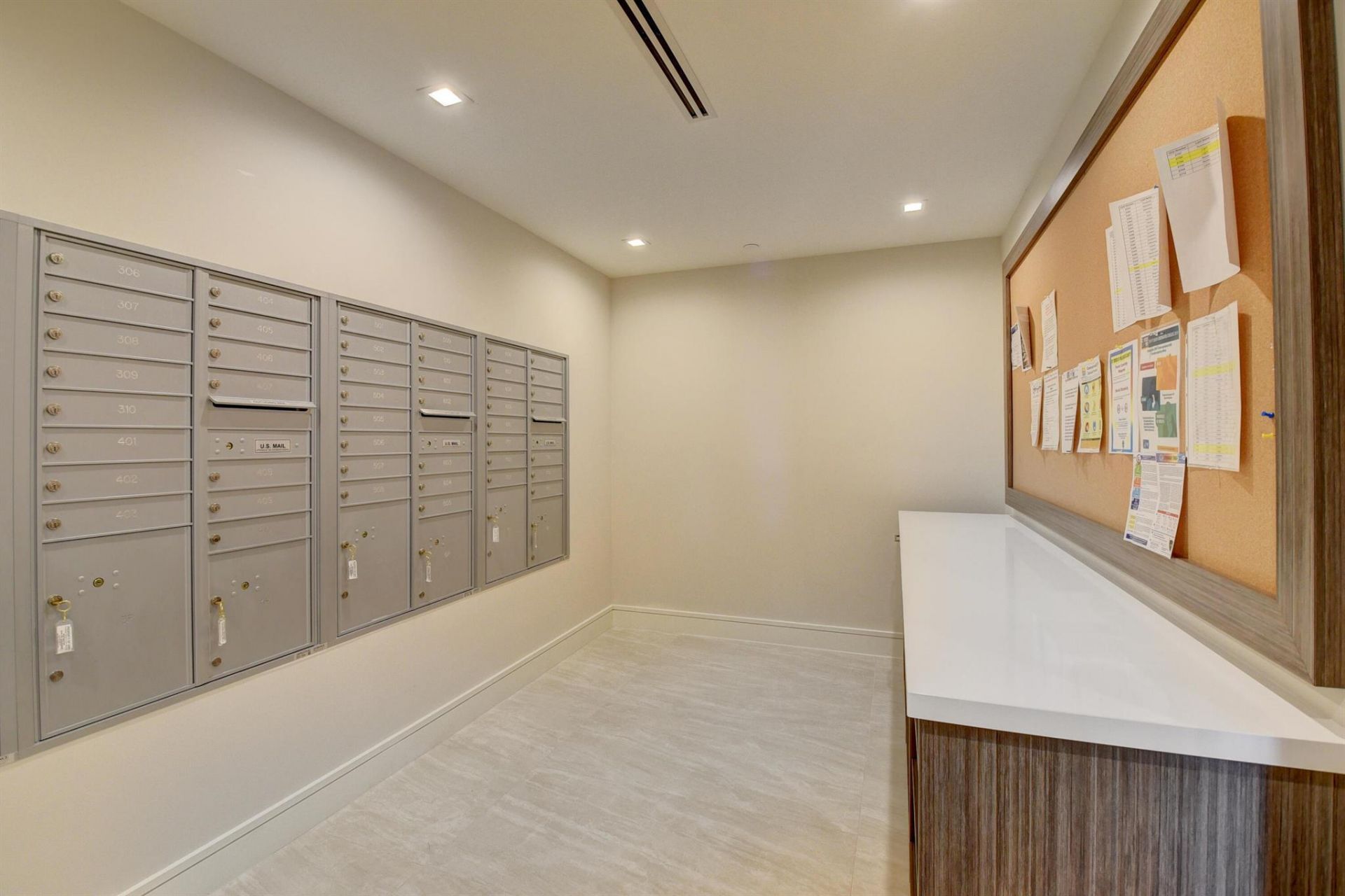 2701 N Ocean Boulevard, Unit E504, Boca Raton, FL 33431 Photo