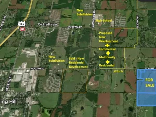 16685 W 207th Road, Spring Hill, KS 66083