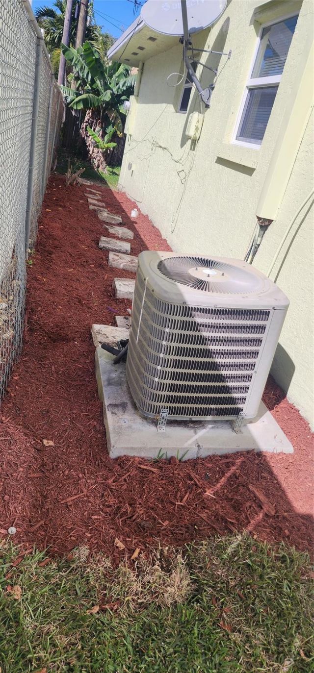 2829 NW 9th Place, Fort Lauderdale, FL 33311 Photo