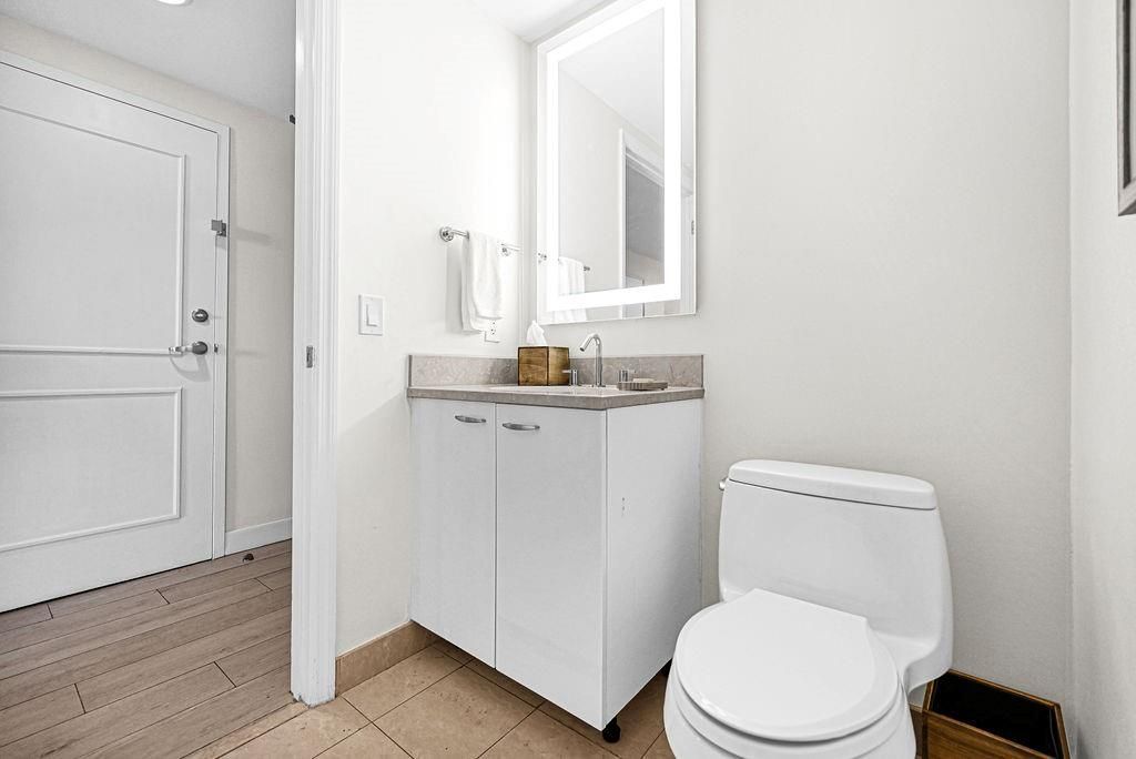 505 N Ft Lauderdale Bch Boulevard, Unit 1013, Fort Lauderdale, FL 33304 Photo