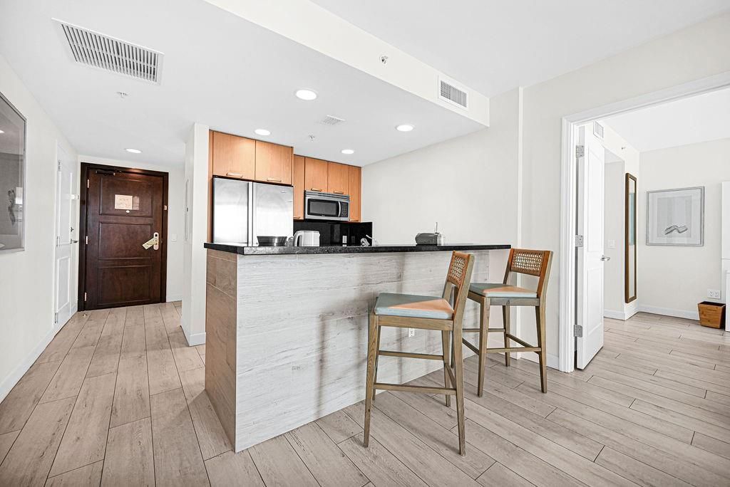 505 N Ft Lauderdale Bch Boulevard, Unit 1013, Fort Lauderdale, FL 33304 Photo