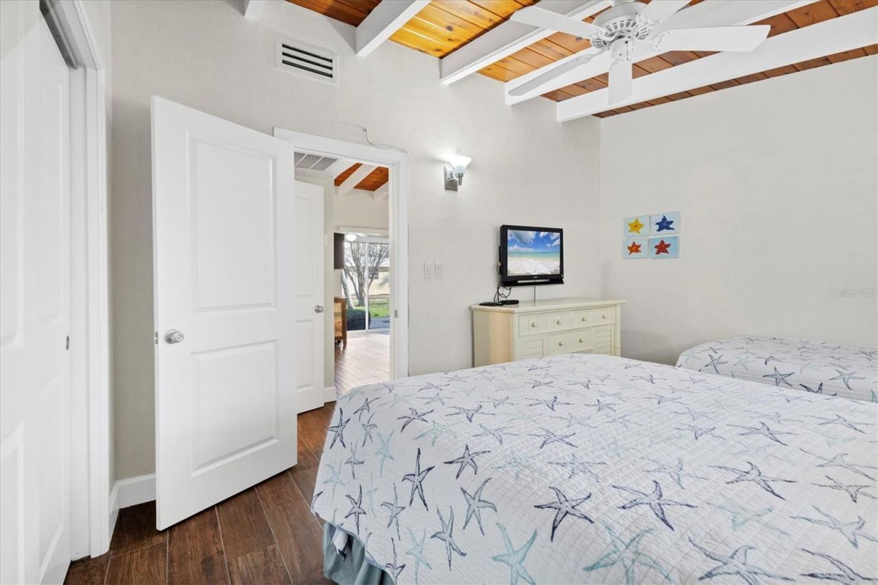 6006 Midnight Pass Road, Unit 15, Sarasota, FL 34242 Photo