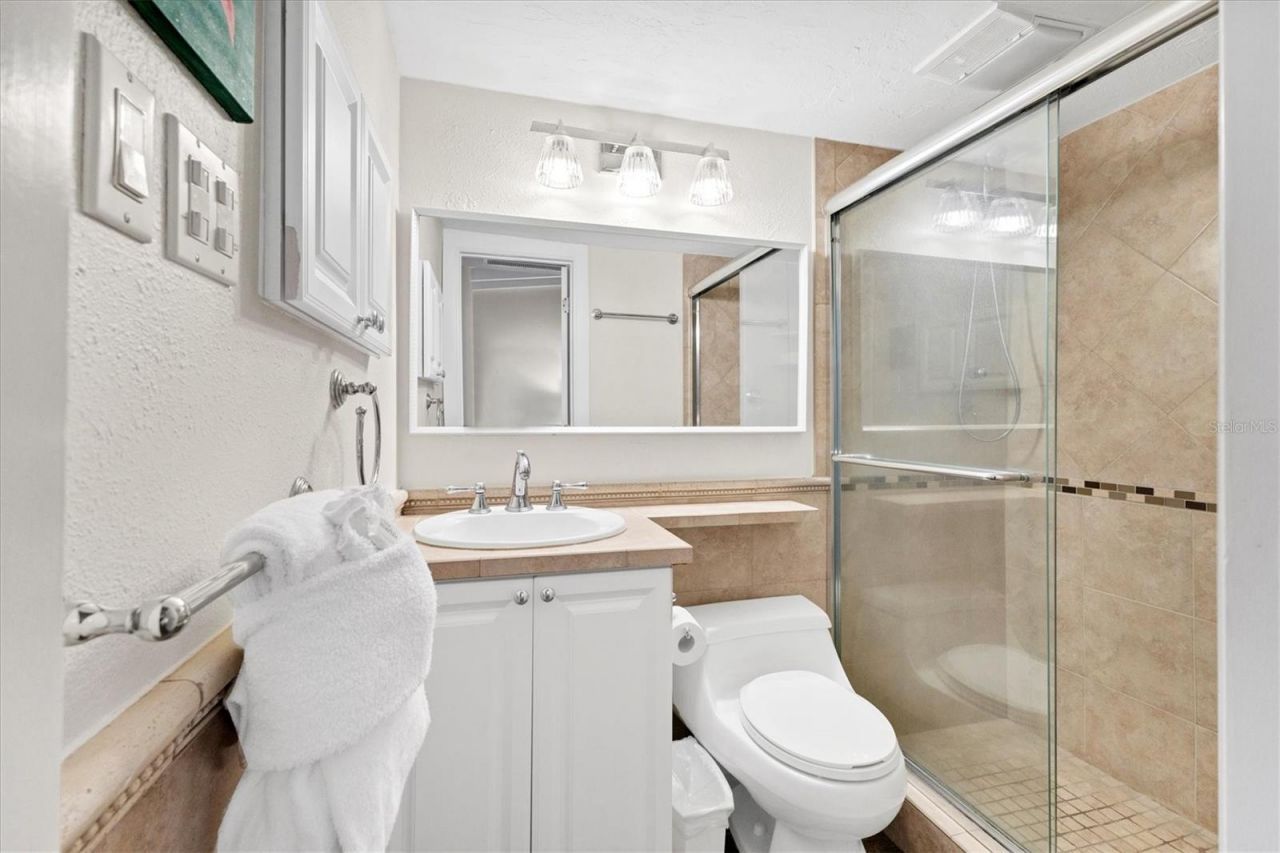 6006 Midnight Pass Road, Unit 15, Sarasota, FL 34242 Photo