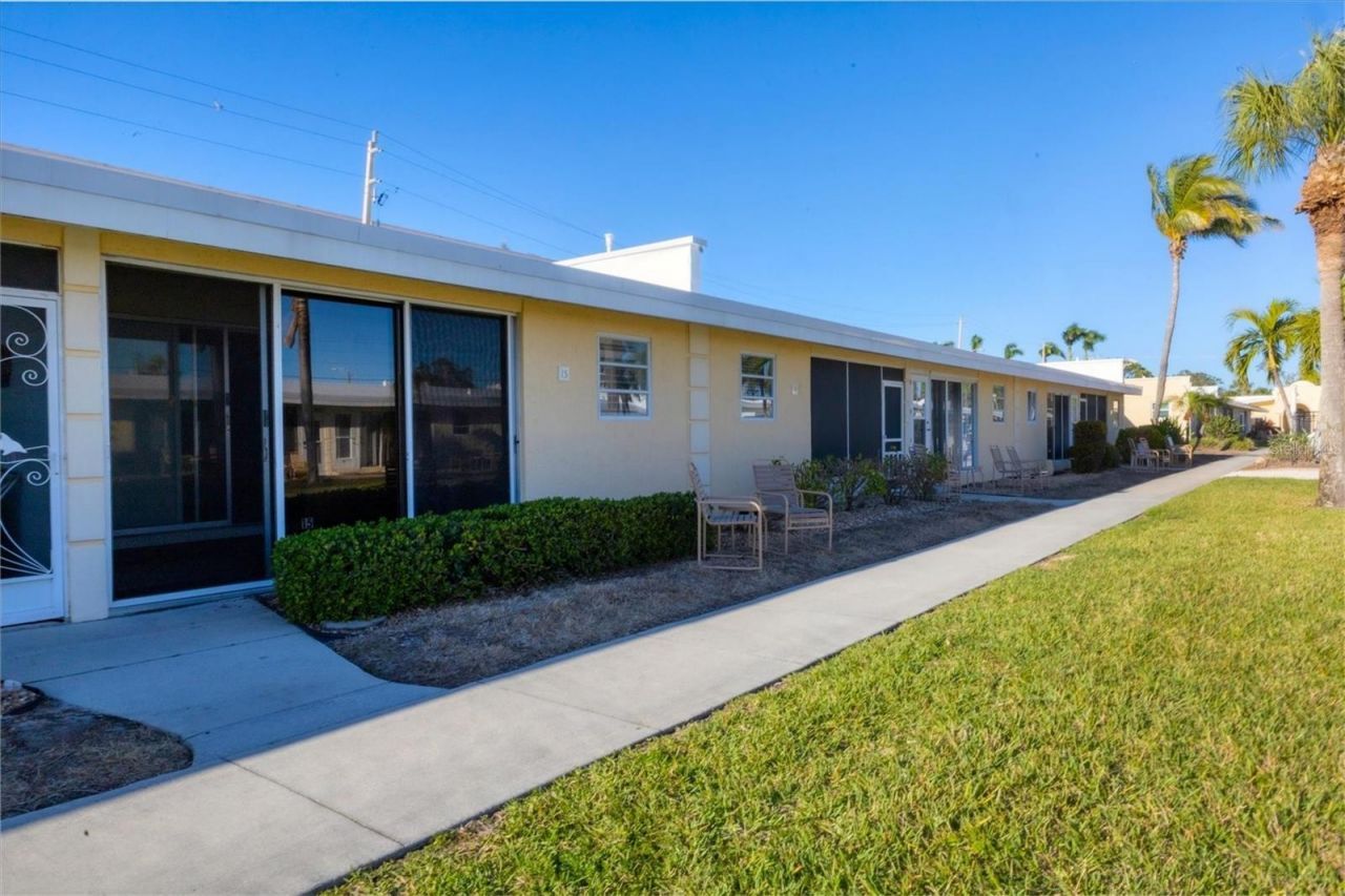 6006 Midnight Pass Road, Unit 15, Sarasota, FL 34242 Photo