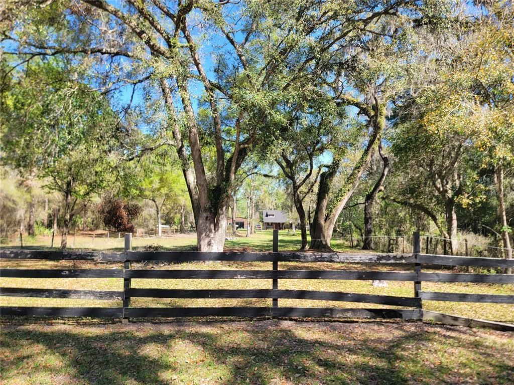 10851 SE 195th Street, Inglis, FL 34449 Photo