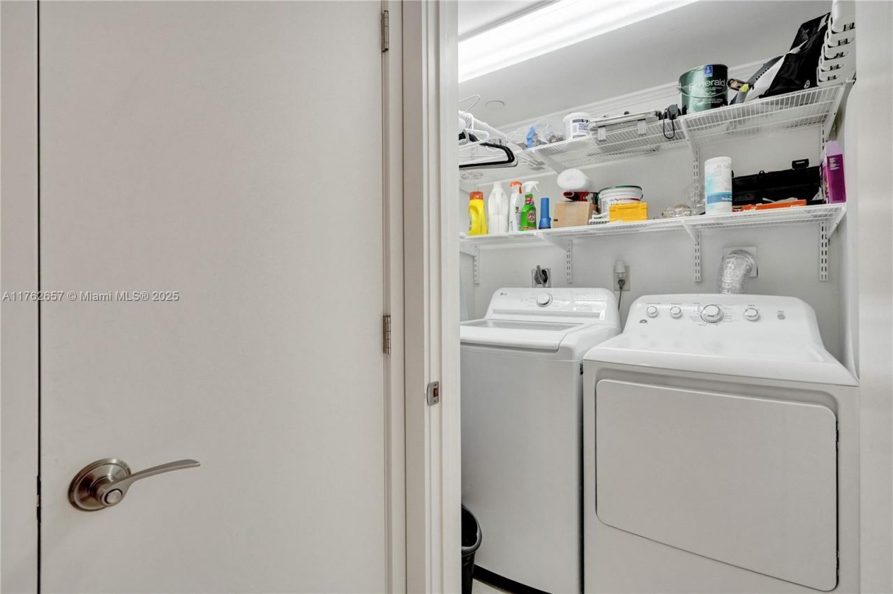 11113 Biscayne Blvd, Unit 253, Miami, FL 33181 Photo