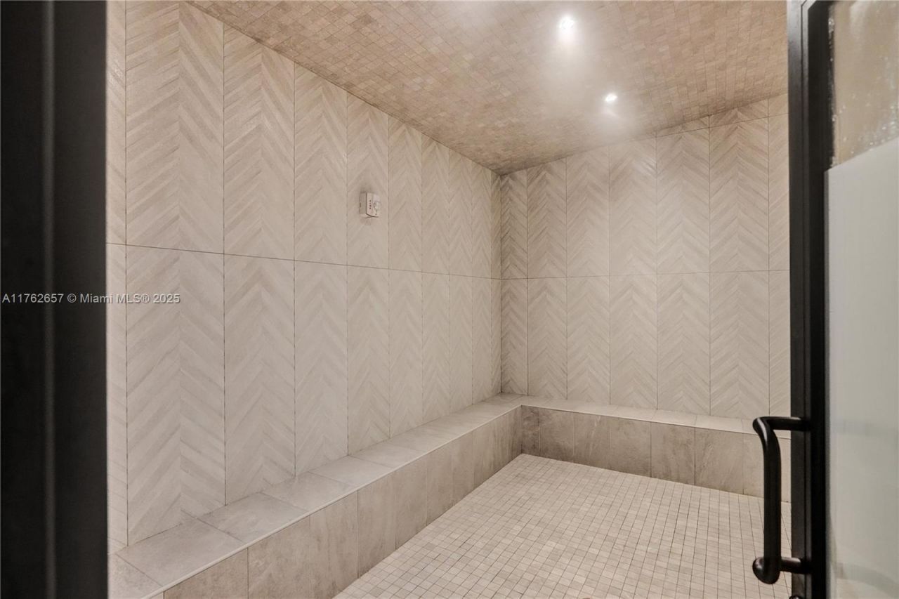 11113 Biscayne Blvd, Unit 253, Miami, FL 33181 Photo