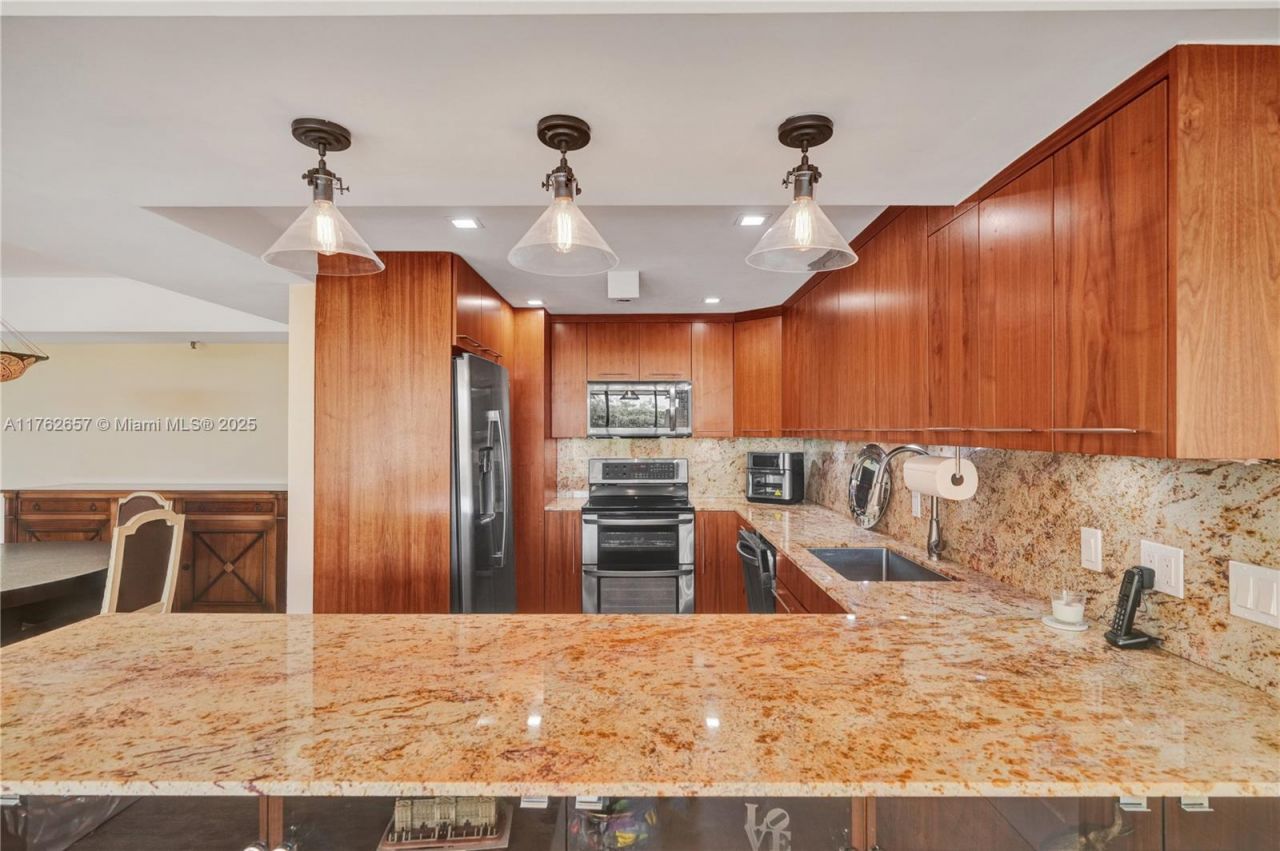 11113 Biscayne Blvd, Unit 253, Miami, FL 33181 Photo