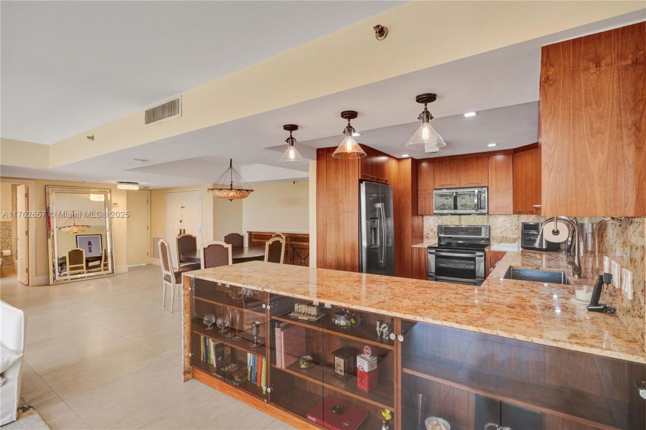 11113 Biscayne Blvd, Unit 253, Miami, FL 33181 Photo