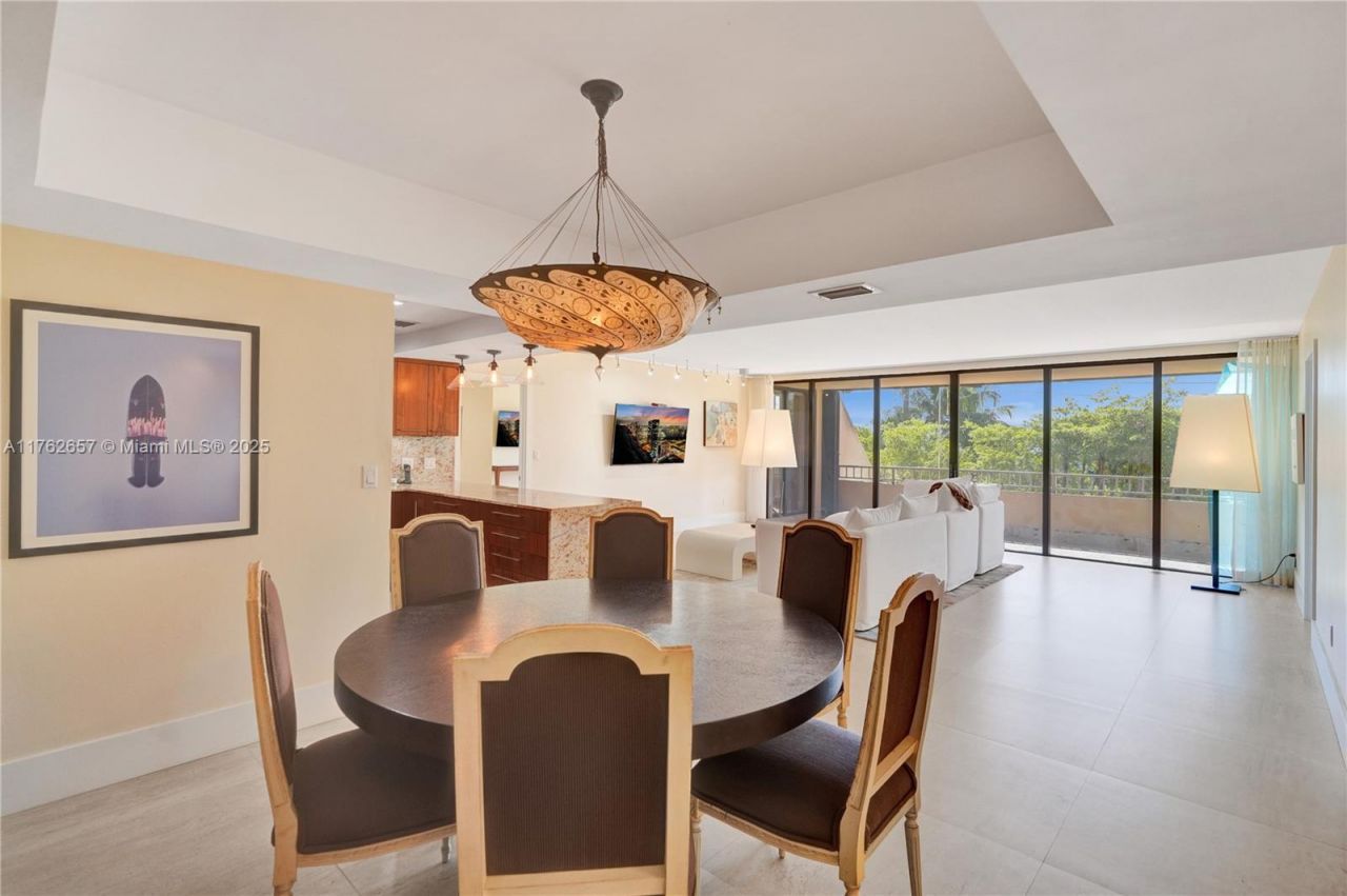 11113 Biscayne Blvd, Unit 253, Miami, FL 33181 Photo