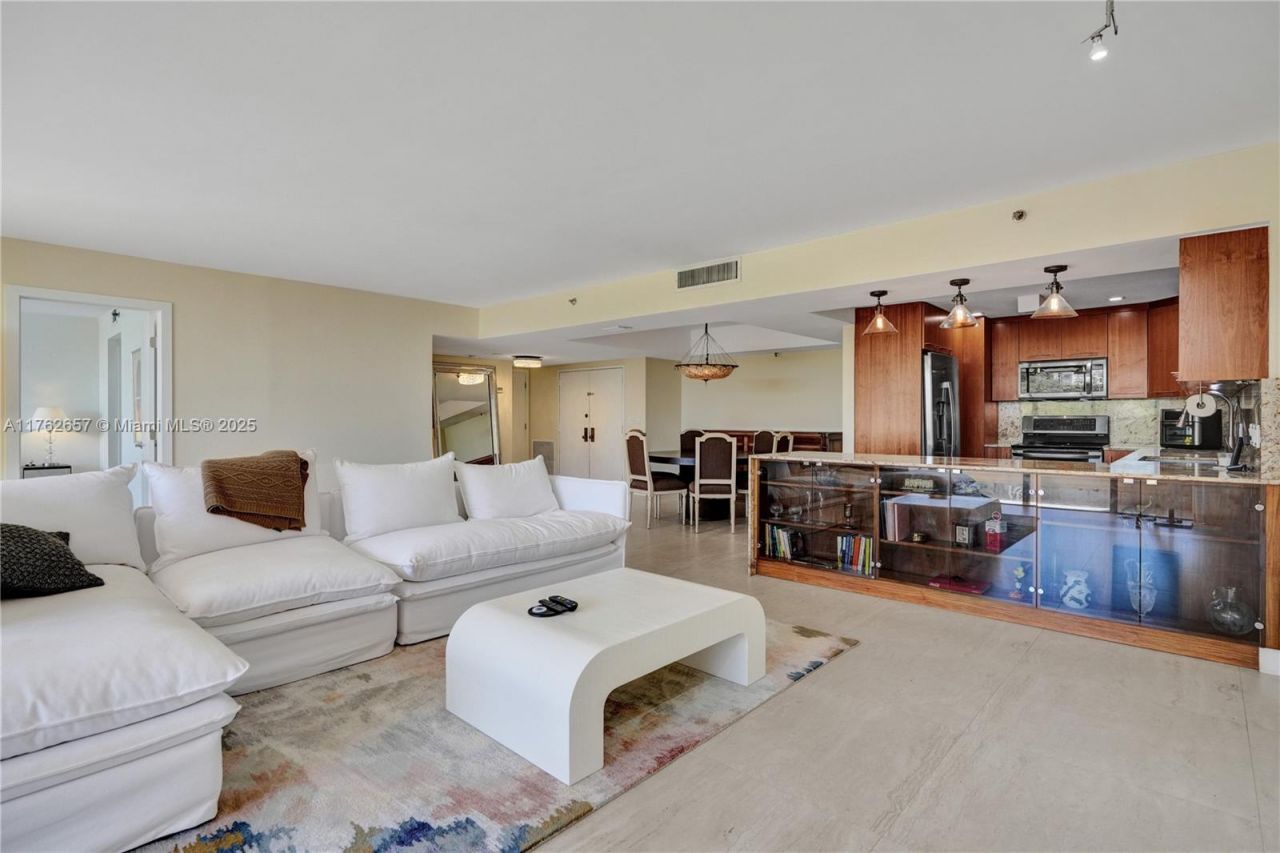 11113 Biscayne Blvd, Unit 253, Miami, FL 33181 Photo