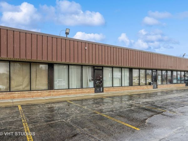 3202 NORTHWEST Highway, Unit J, Cary, IL 60013