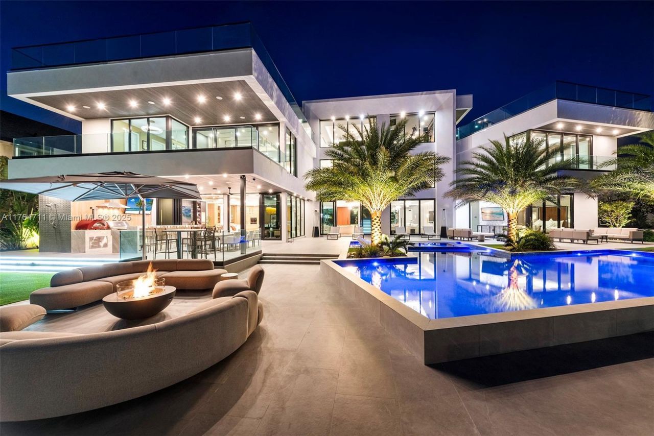 501 Middle River Dr, Fort Lauderdale, FL 33304 Photo