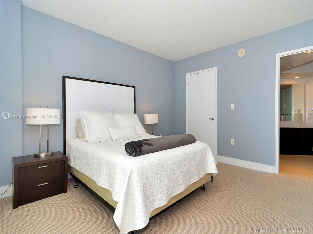 250 Sunny Isles Blvd, Unit 3-1403, Sunny Isles Beach, FL 33160 Photo