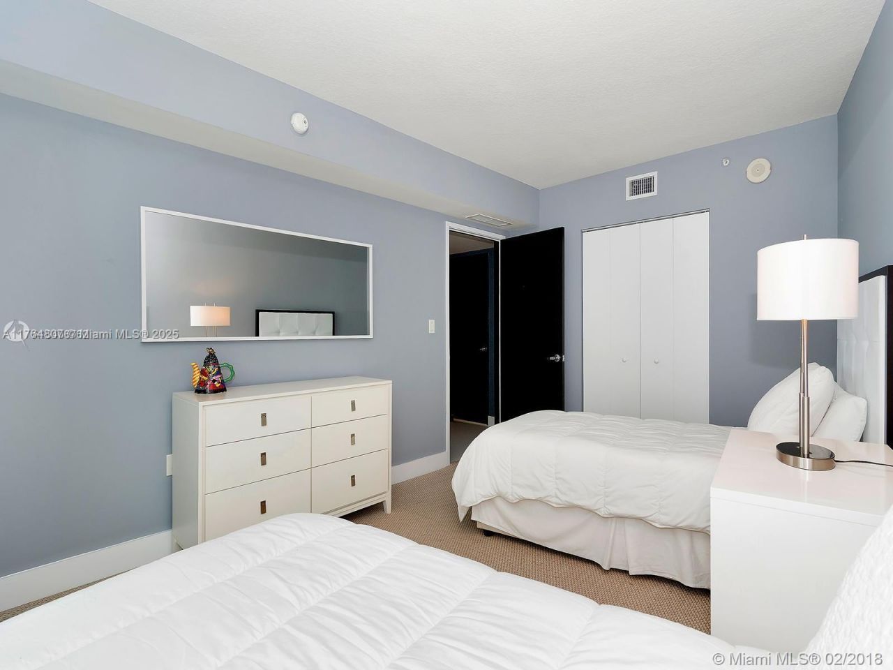 250 Sunny Isles Blvd, Unit 3-1403, Sunny Isles Beach, FL 33160 Photo