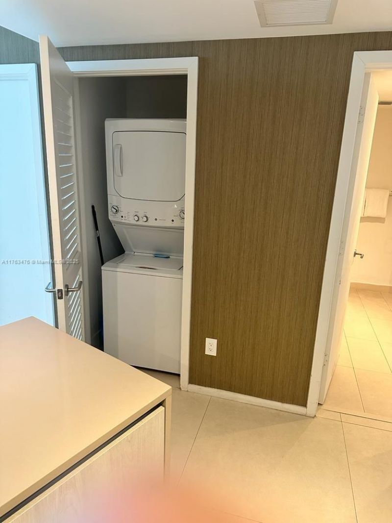 4111 S Ocean Dr, Unit MPH5, Hollywood, FL 33019 Photo