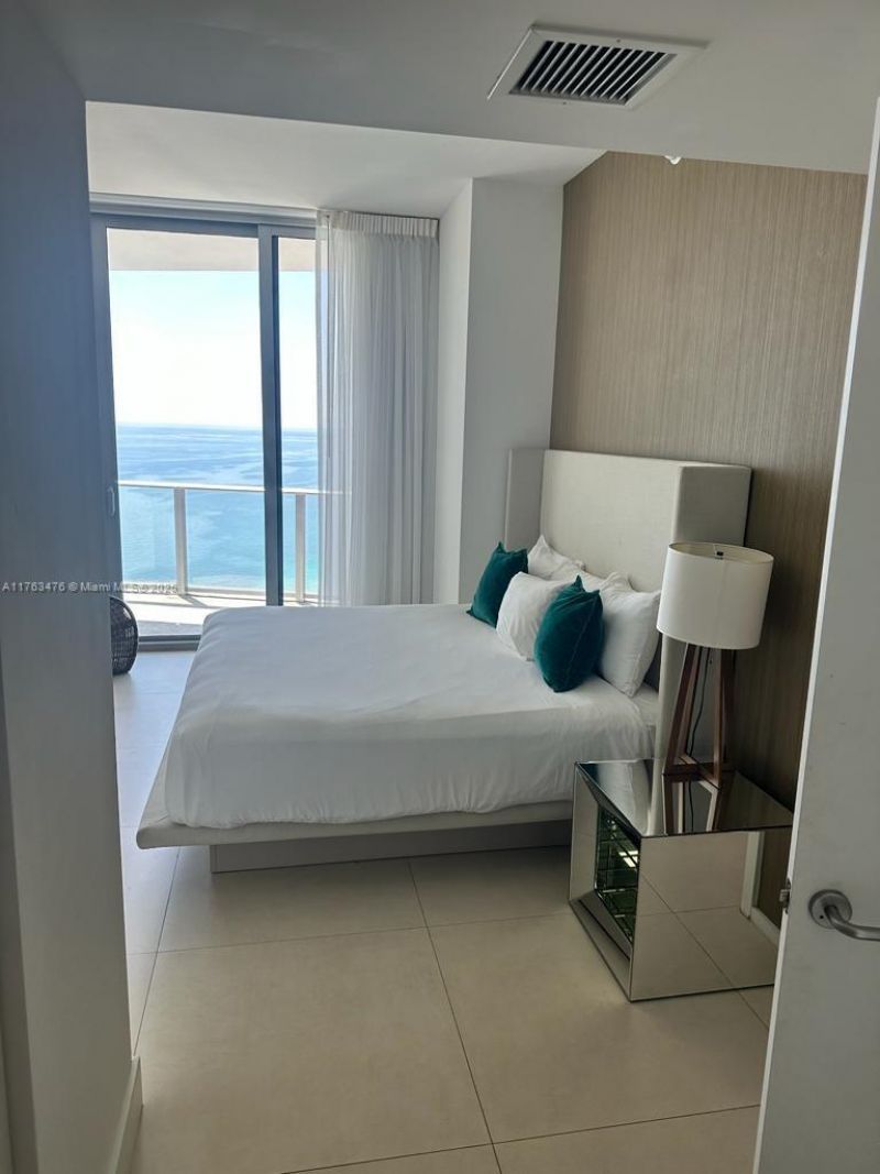 4111 S Ocean Dr, Unit MPH5, Hollywood, FL 33019 Photo