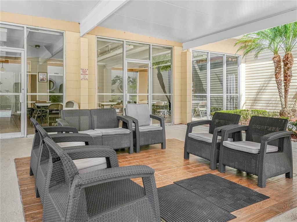 1517 Club Circle, Unit 8992, Lakeshore, FL 33854 Photo