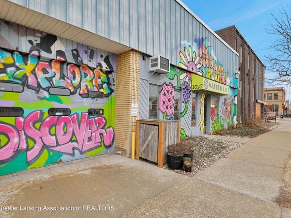 1023 S Washington Avenue, Lansing, MI 48910